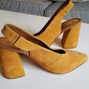 Topshop mustard yellow slingback